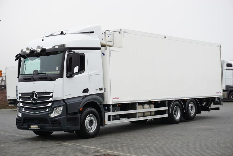 Mercedes-Benz ACTROS / 2553 / EURO 6 / CHŁODNIA + WINDA / 23 PALETY / OŚ SKRĘT - Koelwagen vrachtwagen: afbeelding 2 Mercedes-Benz ACTROS / 2553 / EURO 6 / CHŁODNIA + WINDA / 23 PALETY / OŚ SKRĘT - Koelwagen vrachtwagen: afbeelding 2