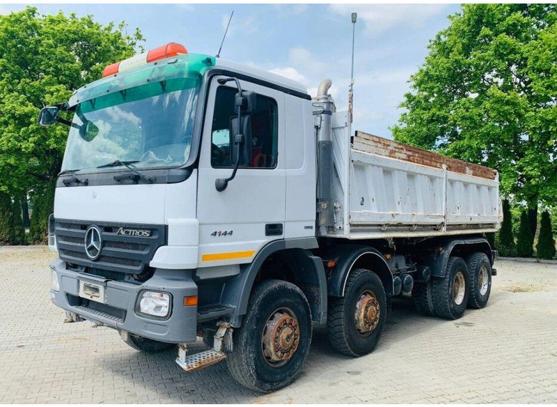 Mercedes-Benz ACTROS 4144 8x8 Tipper - Kipper vrachtwagen: afbeelding 3 Mercedes-Benz ACTROS 4144 8x8 Tipper - Kipper vrachtwagen: afbeelding 3
