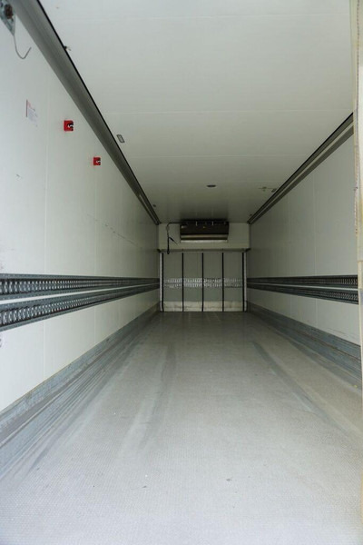 Leasing Mercedes-Benz ANTOS / 2535 / EURO 6 / CHŁODNIA + WINDA / 23 PALETY / OŚ SKRĘTN Mercedes-Benz ANTOS / 2535 / EURO 6 / CHŁODNIA + WINDA / 23 PALETY / OŚ SKRĘTN: afbeelding 19 Leasing Mercedes-Benz ANTOS / 2535 / EURO 6 / CHŁODNIA + WINDA / 23 PALETY / OŚ SKRĘTN Mercedes-Benz ANTOS / 2535 / EURO 6 / CHŁODNIA + WINDA / 23 PALETY / OŚ SKRĘTN: afbeelding 19