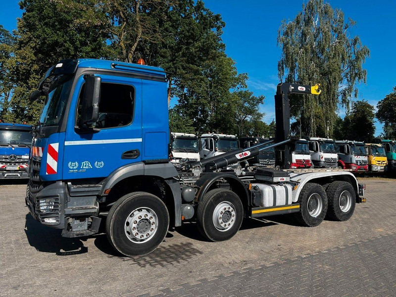 Mercedes-Benz AROCS 3246 8X4 ABROLLKIPPER HYVALIFT 26.57 - Haakarmsysteem vrachtwagen: afbeelding 1 Mercedes-Benz AROCS 3246 8X4 ABROLLKIPPER HYVALIFT 26.57 - Haakarmsysteem vrachtwagen: afbeelding 1