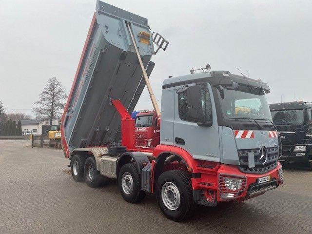 Mercedes-Benz AROCS 3246 8X4 Eur 6 , KIPPER MEILLER MULDA - Kipper vrachtwagen: afbeelding 2 Mercedes-Benz AROCS 3246 8X4 Eur 6 , KIPPER MEILLER MULDA - Kipper vrachtwagen: afbeelding 2