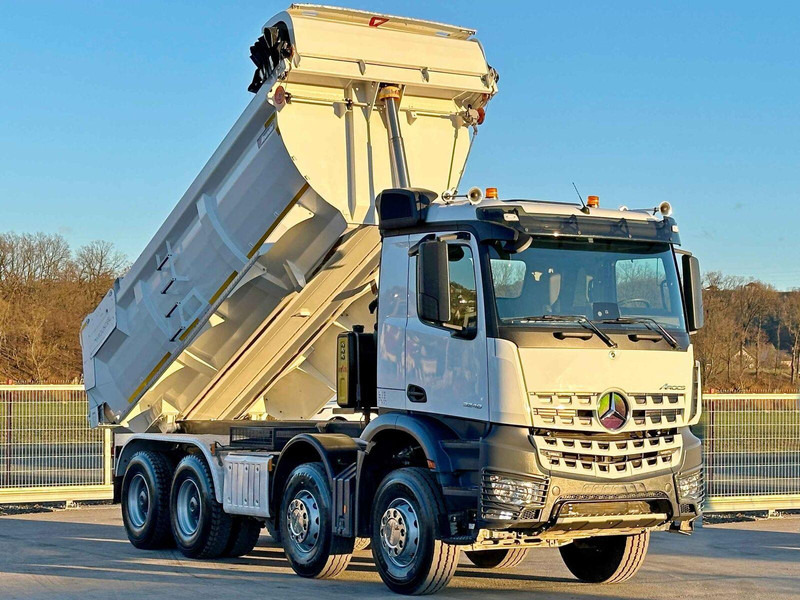 Mercedes-Benz AROCS 3248 * KIPPER * 8x4 * TOPZUSTAND - Kipper vrachtwagen: afbeelding 3 Mercedes-Benz AROCS 3248 * KIPPER * 8x4 * TOPZUSTAND - Kipper vrachtwagen: afbeelding 3