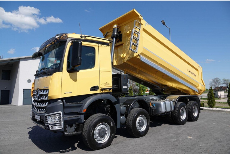 Mercedes-Benz AROCS 4145 / 8x8 / WYWROTKA TYLNOZSYPOWA / KH KIPPER / EURO 6 - Kipper vrachtwagen: afbeelding 2 Mercedes-Benz AROCS 4145 / 8x8 / WYWROTKA TYLNOZSYPOWA / KH KIPPER / EURO 6 - Kipper vrachtwagen: afbeelding 2