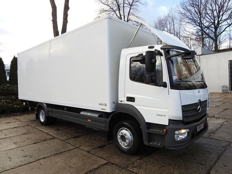 Mercedes-Benz ATEGO 12.24 KONTENER WINDA 18 PALET TEMPOMAT KLIMATYZACJA AUTOMA - Bakwagen: afbeelding 4 Mercedes-Benz ATEGO 12.24 KONTENER WINDA 18 PALET TEMPOMAT KLIMATYZACJA AUTOMA - Bakwagen: afbeelding 4