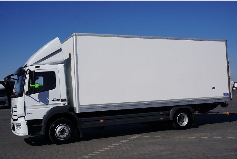 Mercedes-Benz ATEGO / 1221 / ACC / EURO 6 / KONTENER + WINDA / 17 PALET - Bakwagen: afbeelding 3 Mercedes-Benz ATEGO / 1221 / ACC / EURO 6 / KONTENER + WINDA / 17 PALET - Bakwagen: afbeelding 3