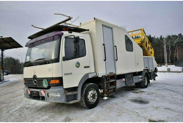Mercedes-Benz ATEGO 1323 PK 8000T RAIL Platform - Vrachtwagen hoogwerker: afbeelding 2 Mercedes-Benz ATEGO 1323 PK 8000T RAIL Platform - Vrachtwagen hoogwerker: afbeelding 2