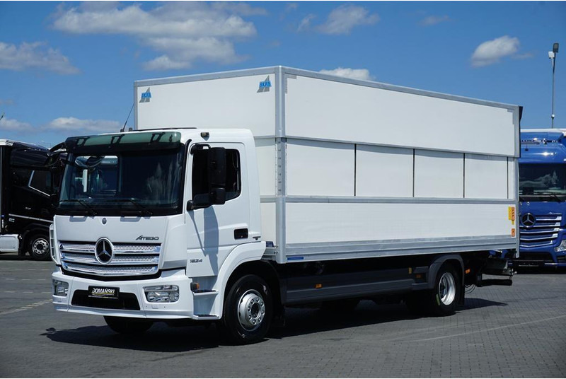 Mercedes-Benz ATEGO / 1524 / ACC / EURO 6 / IZOTERMA + WINDA / 16 PALET - Koelwagen vrachtwagen: afbeelding 1 Mercedes-Benz ATEGO / 1524 / ACC / EURO 6 / IZOTERMA + WINDA / 16 PALET - Koelwagen vrachtwagen: afbeelding 1