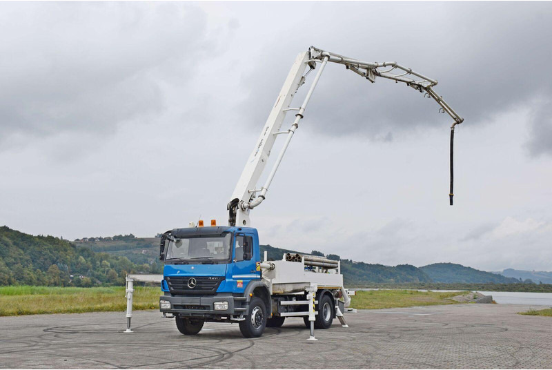 Mercedes-Benz AXOR 1833 - Betonpomp: afbeelding 3 Mercedes-Benz AXOR 1833 - Betonpomp: afbeelding 3