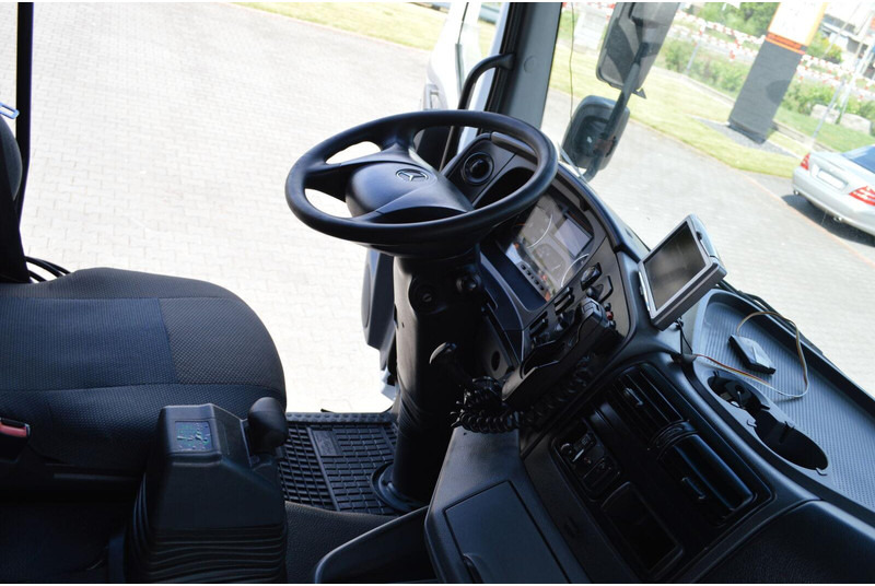 Haakarmsysteem vrachtwagen Mercedes-Benz AXOR 2543 HOOK JANCO HS20 14T KLIMA WEBASTO Bed Steering Axle Au: afbeelding 14 Haakarmsysteem vrachtwagen Mercedes-Benz AXOR 2543 HOOK JANCO HS20 14T KLIMA WEBASTO Bed Steering Axle Au: afbeelding 14