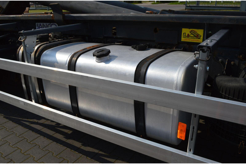 Haakarmsysteem vrachtwagen Mercedes-Benz AXOR 2543 HOOK JANCO HS20 14T KLIMA WEBASTO Bed Steering Axle Au: afbeelding 7 Haakarmsysteem vrachtwagen Mercedes-Benz AXOR 2543 HOOK JANCO HS20 14T KLIMA WEBASTO Bed Steering Axle Au: afbeelding 7