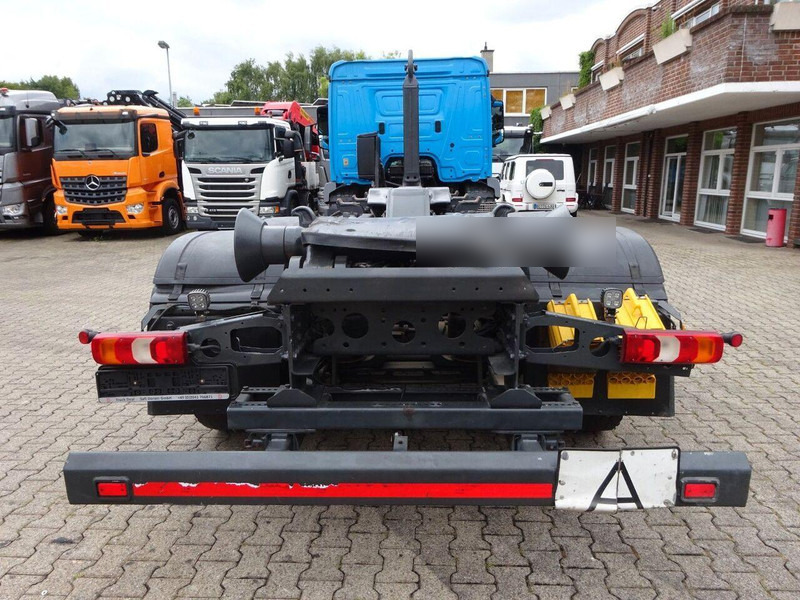 Mercedes-Benz Antos 2533 - Hook lift truck 6x2 - Haakarmsysteem vrachtwagen: afbeelding 5 Mercedes-Benz Antos 2533 - Hook lift truck 6x2 - Haakarmsysteem vrachtwagen: afbeelding 5