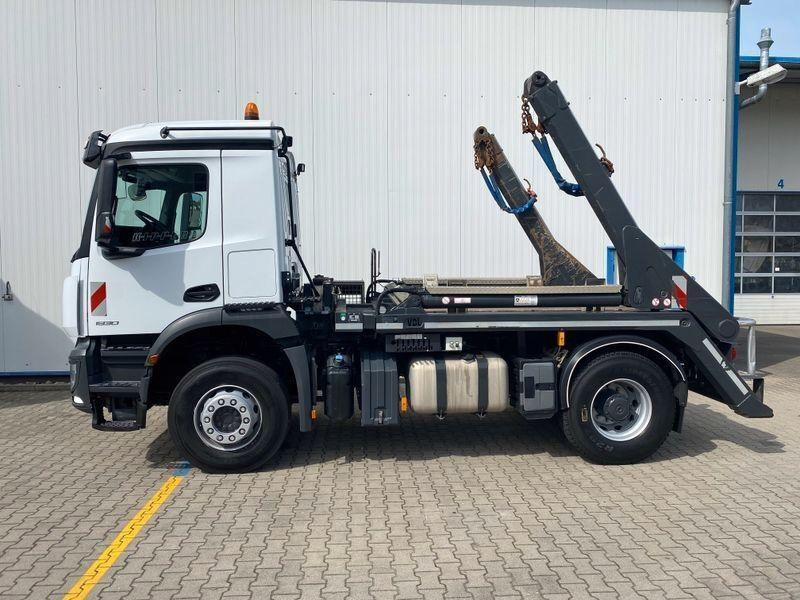 Mercedes-Benz Arocs 1830K - Portaalarmsysteem vrachtwagen: afbeelding 1 Mercedes-Benz Arocs 1830K - Portaalarmsysteem vrachtwagen: afbeelding 1
