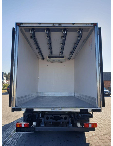 Mercedes-Benz Atego 816 EURO 6 HOOK REFRIGERATOR ROHRBAHNEN - Koelwagen vrachtwagen: afbeelding 1 Mercedes-Benz Atego 816 EURO 6 HOOK REFRIGERATOR ROHRBAHNEN - Koelwagen vrachtwagen: afbeelding 1