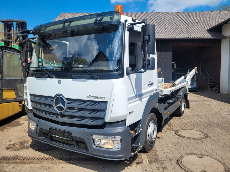 Mercedes-Benz Atego 818 Skip loader - Portaalarmsysteem vrachtwagen: afbeelding 1 Mercedes-Benz Atego 818 Skip loader - Portaalarmsysteem vrachtwagen: afbeelding 1