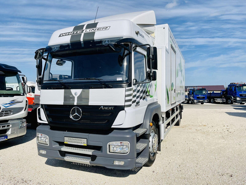 Mercedes-Benz Axor 1824 - Koelwagen vrachtwagen: afbeelding 4 Mercedes-Benz Axor 1824 - Koelwagen vrachtwagen: afbeelding 4