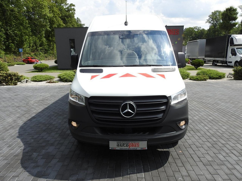 Mercedes-Benz SPRINTER FURGON BRYGADÓWKA 5 MIEJSC TEMPOMAT NAWIGACJA KLIMATYZ - Minibus, Personenvervoer: afbeelding 5 Mercedes-Benz SPRINTER FURGON BRYGADÓWKA 5 MIEJSC TEMPOMAT NAWIGACJA KLIMATYZ - Minibus, Personenvervoer: afbeelding 5