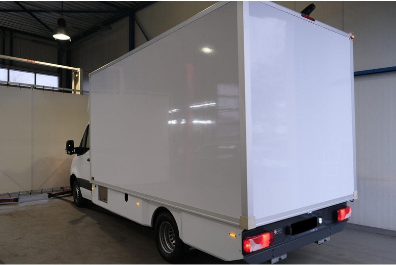 Mercedes-Benz Sprinter 516 Koffer Service truck - Zelfrijdende verkoopwagen: afbeelding 5 Mercedes-Benz Sprinter 516 Koffer Service truck - Zelfrijdende verkoopwagen: afbeelding 5