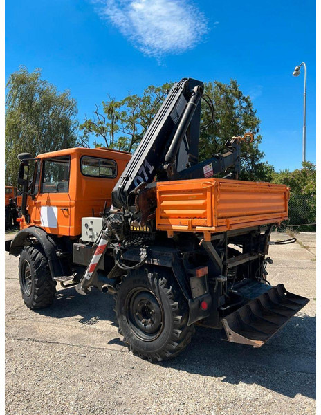 Mercedes-Benz UNIMOG U-900 - Tuinfrees: afbeelding 4 Mercedes-Benz UNIMOG U-900 - Tuinfrees: afbeelding 4