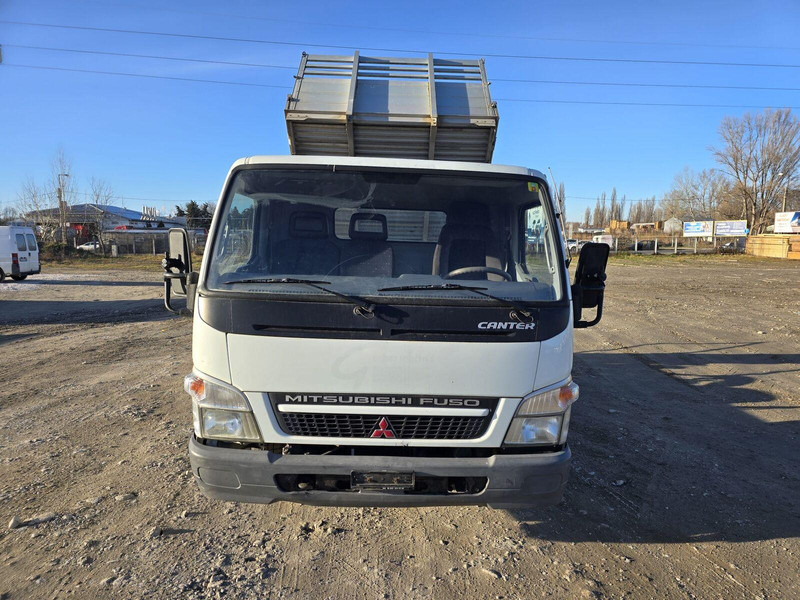 Mitsubishi Canter Fuso 3,0 d - 3 sided Tipper - Kipper bestelwagen: afbeelding 3 Mitsubishi Canter Fuso 3,0 d - 3 sided Tipper - Kipper bestelwagen: afbeelding 3