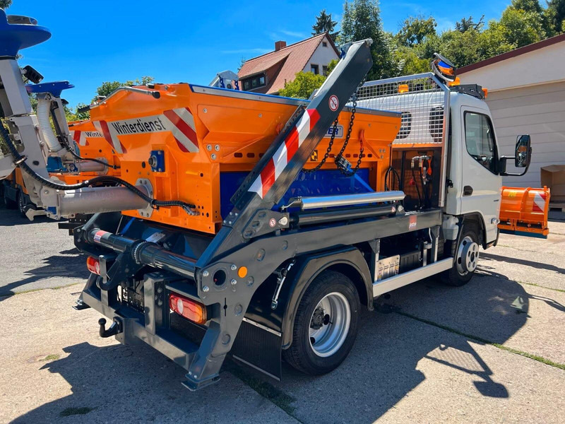 Mitsubishi Fuso Canter 6S15 - Skip loader truck - Portaalarmsysteem vrachtwagen: afbeelding 3 Mitsubishi Fuso Canter 6S15 - Skip loader truck - Portaalarmsysteem vrachtwagen: afbeelding 3