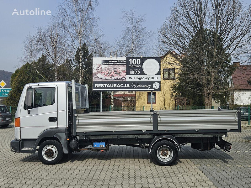 Nissan Atleon 35.110 3 way tipper - Kipper bestelwagen: afbeelding 4 Nissan Atleon 35.110 3 way tipper - Kipper bestelwagen: afbeelding 4