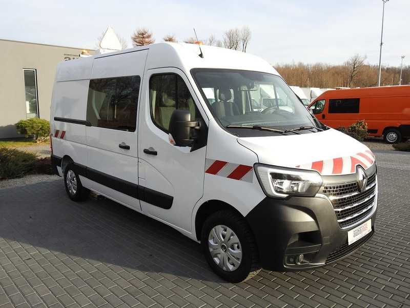 Renault MASTER FURGON BRYGADÓWKA 7 MIEJSC TEMPOMAT KLIMATYZACJA LEDY 1 - Minibus, Personenvervoer: afbeelding 4 Renault MASTER FURGON BRYGADÓWKA 7 MIEJSC TEMPOMAT KLIMATYZACJA LEDY 1 - Minibus, Personenvervoer: afbeelding 4