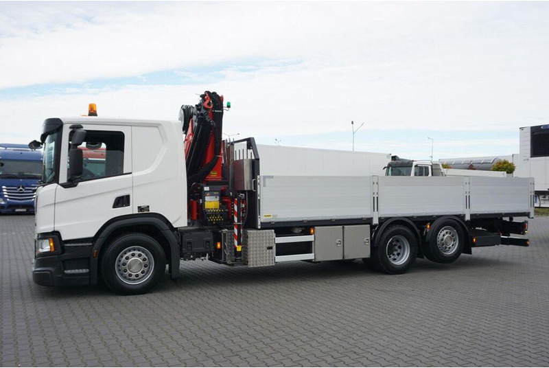 Scania P 410 / 6 X 2 / SKRZYNIOWY + HDS / PALFINGER PK 24 001 / OŚ SKRĘ - Vrachtwagen met open laadbak, Kraanwagen: afbeelding 3 Scania P 410 / 6 X 2 / SKRZYNIOWY + HDS / PALFINGER PK 24 001 / OŚ SKRĘ - Vrachtwagen met open laadbak, Kraanwagen: afbeelding 3