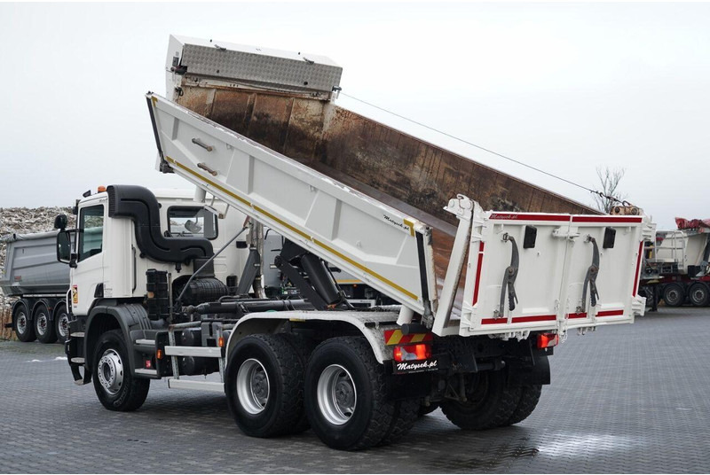 Scania P 410 / 6x4 / WYWROTKA DWU-STRONNA / HYDROBURTA / BOARDMATIC / - Kipper vrachtwagen: afbeelding 4 Scania P 410 / 6x4 / WYWROTKA DWU-STRONNA / HYDROBURTA / BOARDMATIC / - Kipper vrachtwagen: afbeelding 4