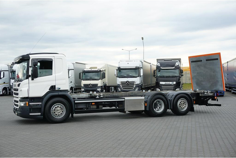 Scania P 410 / ACC / E 6 / BDF + WINDA / 7.15 , 7.45, 7.82 M / OŚ SKRĘT - Chassis vrachtwagen: afbeelding 3 Scania P 410 / ACC / E 6 / BDF + WINDA / 7.15 , 7.45, 7.82 M / OŚ SKRĘT - Chassis vrachtwagen: afbeelding 3