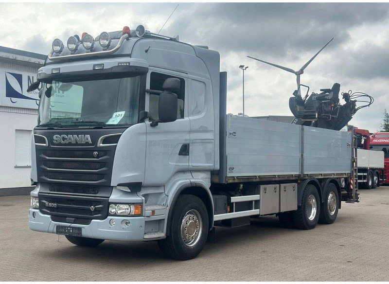 Scania R500 V8 6x2 Flatbed + Crane Fassi 235 - Vrachtwagen met open laadbak, Kraanwagen: afbeelding 1 Scania R500 V8 6x2 Flatbed + Crane Fassi 235 - Vrachtwagen met open laadbak, Kraanwagen: afbeelding 1