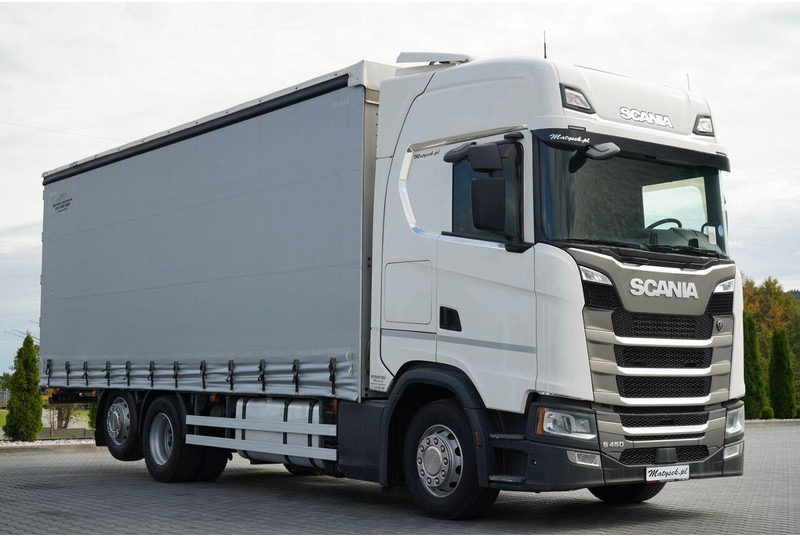 Scania S 450 / SOLÓWKA / 6X2 / OŚ PODNOSZONA / 2019 / - Schuifzeilen vrachtwagen: afbeelding 1 Scania S 450 / SOLÓWKA / 6X2 / OŚ PODNOSZONA / 2019 / - Schuifzeilen vrachtwagen: afbeelding 1