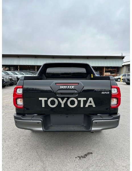 Toyota Hilux Armored SUV - SUV: afbeelding 4 Toyota Hilux Armored SUV - SUV: afbeelding 4