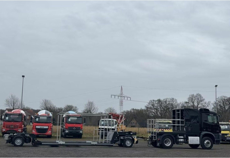Trekker Mercedes-Benz Arocs 2143 Specialized for MOVIE production: afbeelding 13