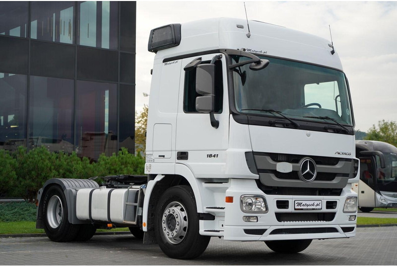 Mercedes-Benz  - Trekker: afbeelding 4 Mercedes-Benz  - Trekker: afbeelding 4