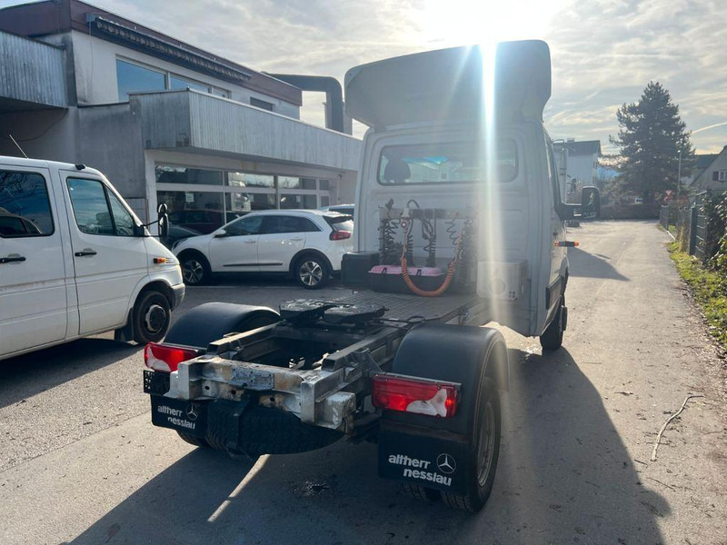 Mercedes-Benz SPRINTER 519 - Trekker: afbeelding 3 Mercedes-Benz SPRINTER 519 - Trekker: afbeelding 3
