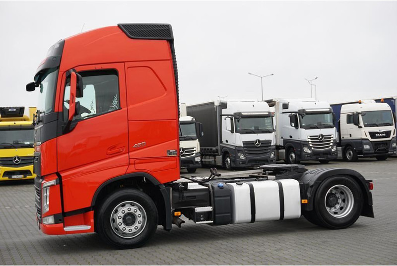 Volvo FH / 420 / E 6 / ACC / PEŁNY ADR / HYDRAULIKA / MAŁY PRZEBIEG - Trekker: afbeelding 3 Volvo FH / 420 / E 6 / ACC / PEŁNY ADR / HYDRAULIKA / MAŁY PRZEBIEG - Trekker: afbeelding 3