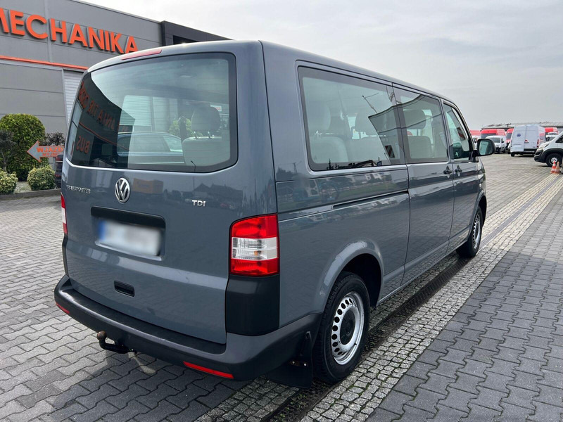 Volkswagen Transporter T5 9-sits 9 Person  TOP - Minibus, Personenvervoer: afbeelding 4 Volkswagen Transporter T5 9-sits 9 Person  TOP - Minibus, Personenvervoer: afbeelding 4