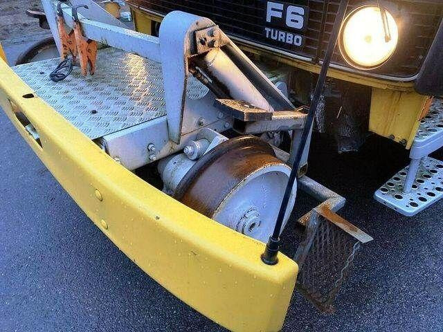 Volvo F 6 RAIL ROAD Platform Schienen TWO WAY - Vrachtwagen hoogwerker: afbeelding 5 Volvo F 6 RAIL ROAD Platform Schienen TWO WAY - Vrachtwagen hoogwerker: afbeelding 5