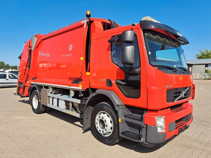 Volvo FE300 - Vuilniswagen: afbeelding 1 Volvo FE300 - Vuilniswagen: afbeelding 1