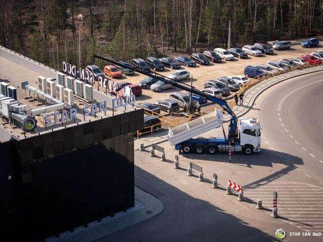 Volvo FH 16.550 8x4 Palfinger PK 34002-SH Crane Kippe - Kipper vrachtwagen, Kraanwagen: afbeelding 5 Volvo FH 16.550 8x4 Palfinger PK 34002-SH Crane Kippe - Kipper vrachtwagen, Kraanwagen: afbeelding 5