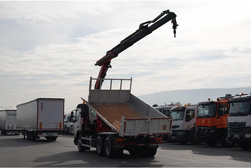 Volvo FMX 370 / 6X4 / WYWROTKA + HDS FASSI F165XP / MAX UDŹWIG 5200KG - Kipper vrachtwagen: afbeelding 3 Volvo FMX 370 / 6X4 / WYWROTKA + HDS FASSI F165XP / MAX UDŹWIG 5200KG - Kipper vrachtwagen: afbeelding 3