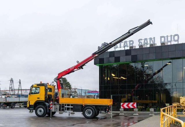 Volvo FMX330 4x4 FASSI F135A2.23 Crane Kran - Vrachtwagen met open laadbak, Kraanwagen: afbeelding 2 Volvo FMX330 4x4 FASSI F135A2.23 Crane Kran - Vrachtwagen met open laadbak, Kraanwagen: afbeelding 2