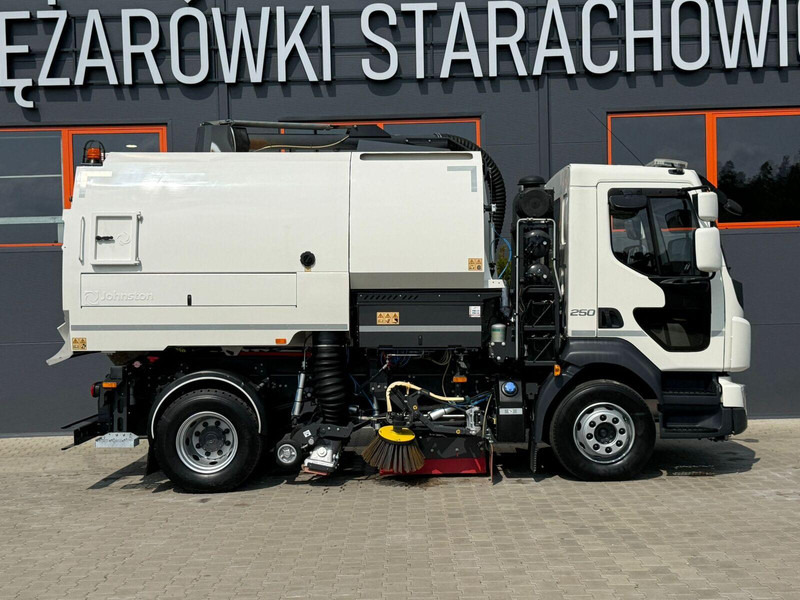 Volvo VOLVO FL 15.250 Euro 6 // zamiatarka dwustronna JOHNSTON VT652 - Veegwagen: afbeelding 5 Volvo VOLVO FL 15.250 Euro 6 // zamiatarka dwustronna JOHNSTON VT652 - Veegwagen: afbeelding 5