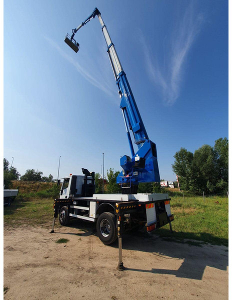 Iveco Eurocargo ML 180 E 24 - Bizocchi KJF 320 lifting basket 32 m - Vrachtwagen, Kraanwagen: afbeelding 3 Iveco Eurocargo ML 180 E 24 - Bizocchi KJF 320 lifting basket 32 m - Vrachtwagen, Kraanwagen: afbeelding 3