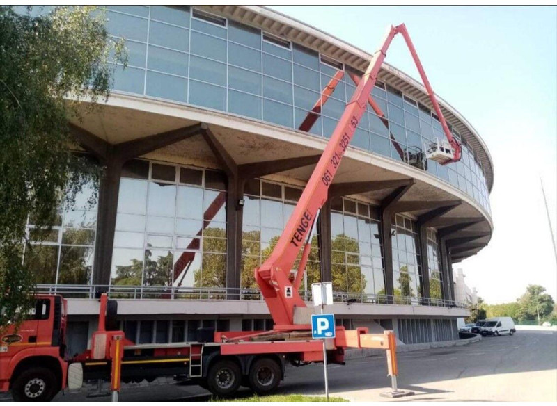 Leasing MAN TGA 26.350 6x4 Emelőkosaras 53m MAN TGA 26.350 6x4 Emelőkosaras 53m: afbeelding 6 Leasing MAN TGA 26.350 6x4 Emelőkosaras 53m MAN TGA 26.350 6x4 Emelőkosaras 53m: afbeelding 6