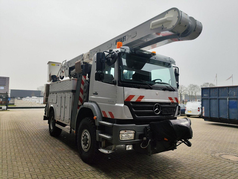 Mercedes-Benz Axor 1824 - Lifting basket - Vrachtwagen, Kraanwagen: afbeelding 3 Mercedes-Benz Axor 1824 - Lifting basket - Vrachtwagen, Kraanwagen: afbeelding 3