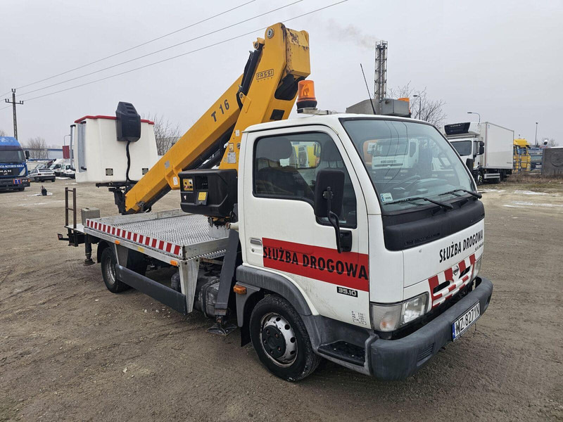 Nissan Cabstar 35.10 - Socage Lifting Basket - 16m - Vrachtwagen, Kraanwagen: afbeelding 2 Nissan Cabstar 35.10 - Socage Lifting Basket - 16m - Vrachtwagen, Kraanwagen: afbeelding 2