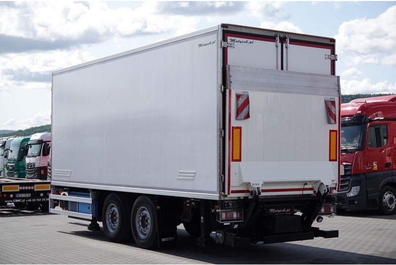 Wielton PRZYCZEPA CHŁODNIA / IGLOOCAR / THERMO KING - FRIGOBLOCK / WINDA - Koelwagen aanhangwagen: afbeelding 4 Wielton PRZYCZEPA CHŁODNIA / IGLOOCAR / THERMO KING - FRIGOBLOCK / WINDA - Koelwagen aanhangwagen: afbeelding 4