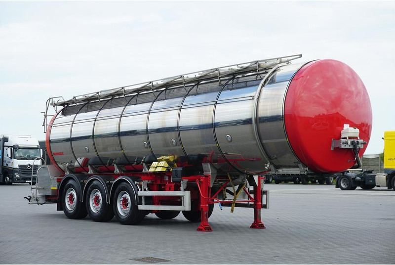 Wielton SOMMER / CYSTERNA SPOZYWCZA / 28 374 LITRÓW / 4 KOMOROWA / WEBAS - Tankoplegger: afbeelding 2 Wielton SOMMER / CYSTERNA SPOZYWCZA / 28 374 LITRÓW / 4 KOMOROWA / WEBAS - Tankoplegger: afbeelding 2