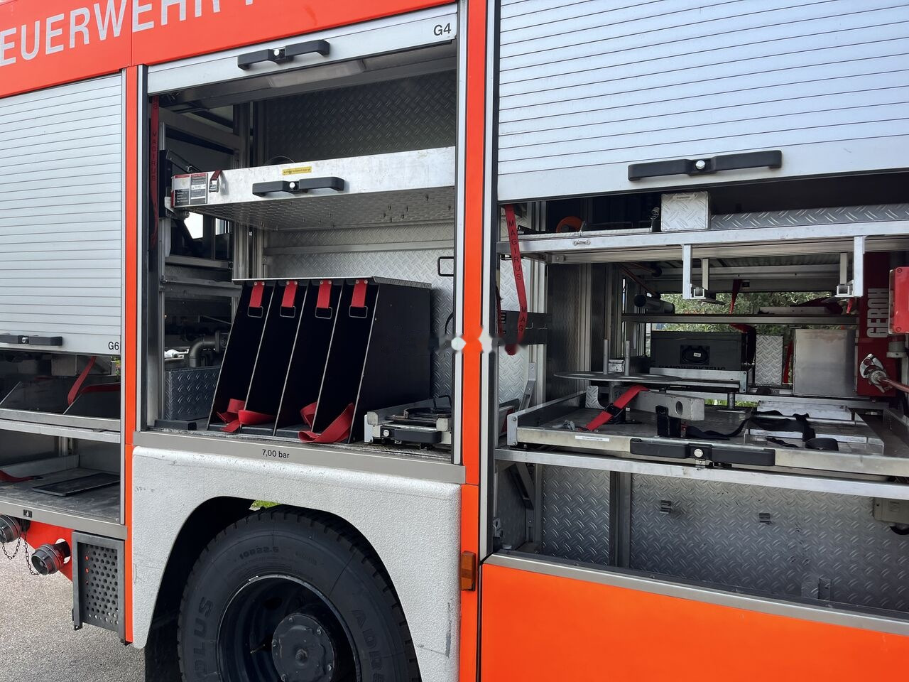 IVECO 135E24 - Brandweerwagen: afbeelding 4 IVECO 135E24 - Brandweerwagen: afbeelding 4